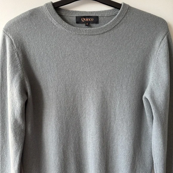 Quince 100% Mongolian Cashmere Crewneck Sweater - Dusty Blue - Size M - Picture 3 of 16